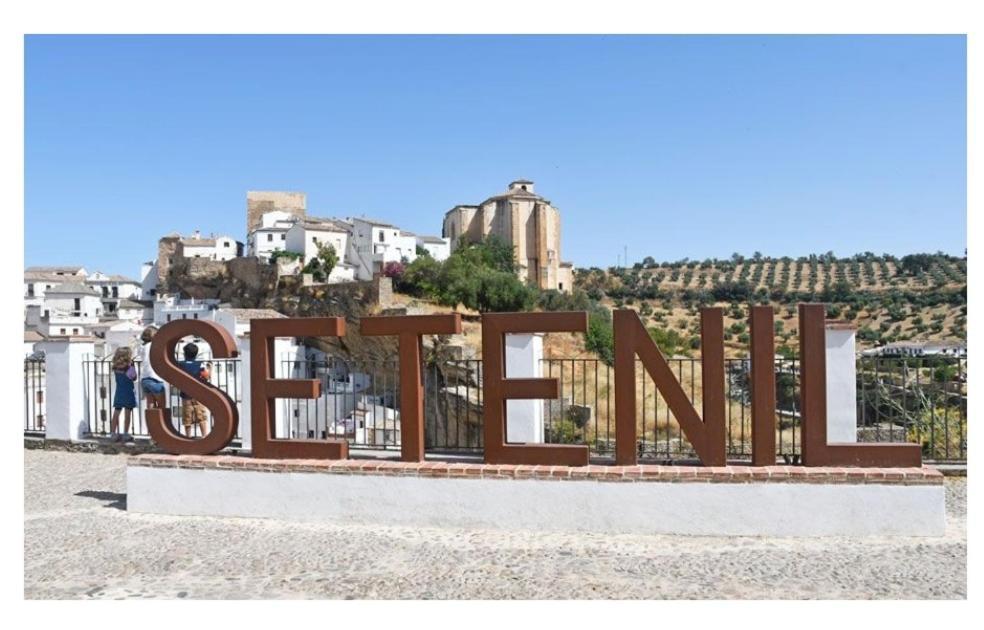Appartement La Medina Baja à Setenil De Las Bodegas Extérieur photo